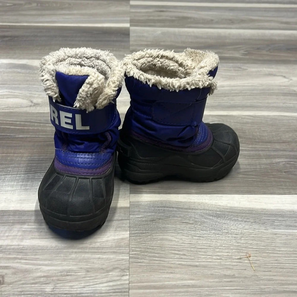 Sorel purple winter boots size 6 - Picture 2 of 10